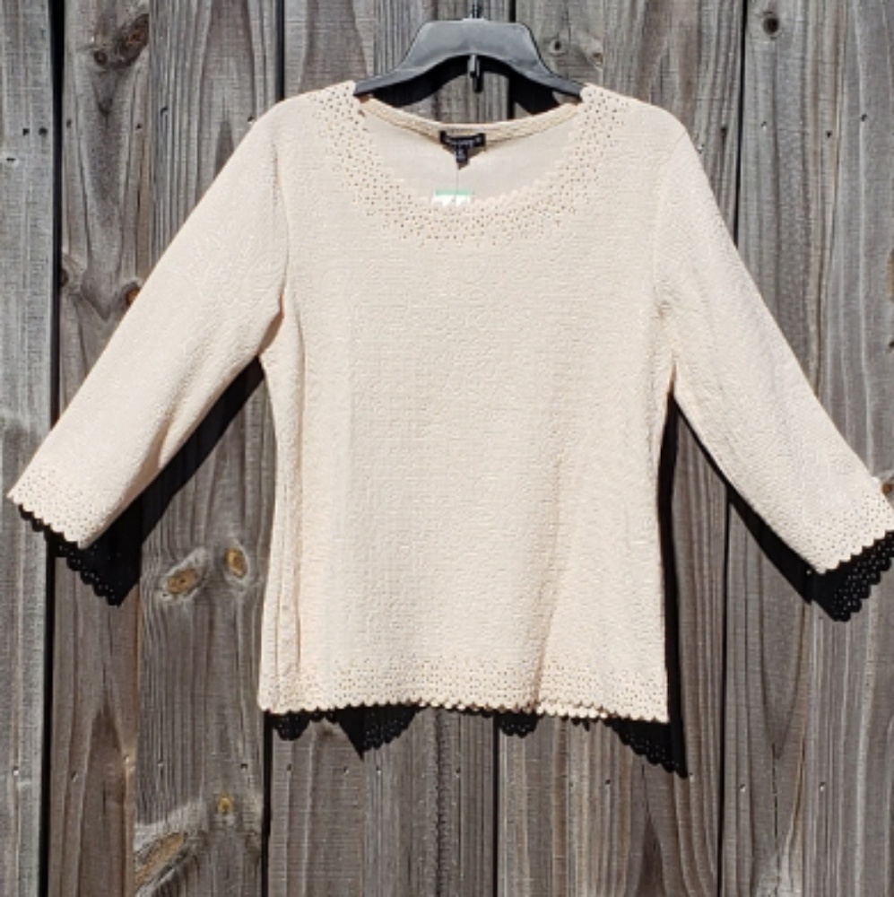 Knit top blouse